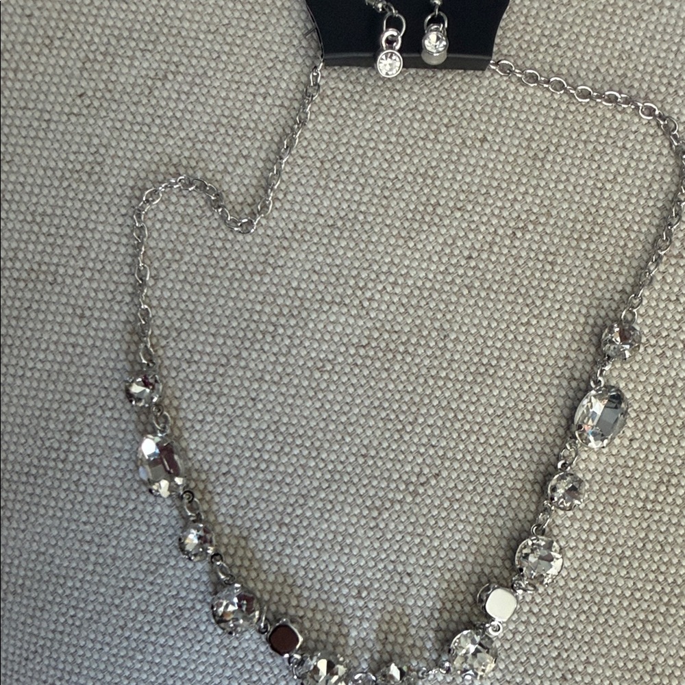 Paparazzi Silver Crystal Statement Necklace & Earing Set- Sparkling Clear Stones